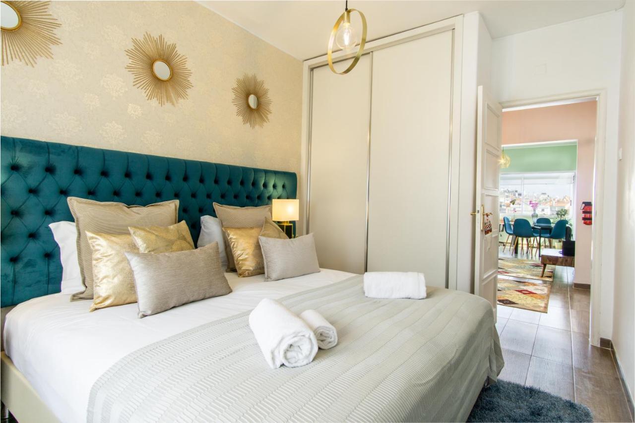 Gaze Out At The City In A Retro-Chic Getaway Lisboa Exteriör bild